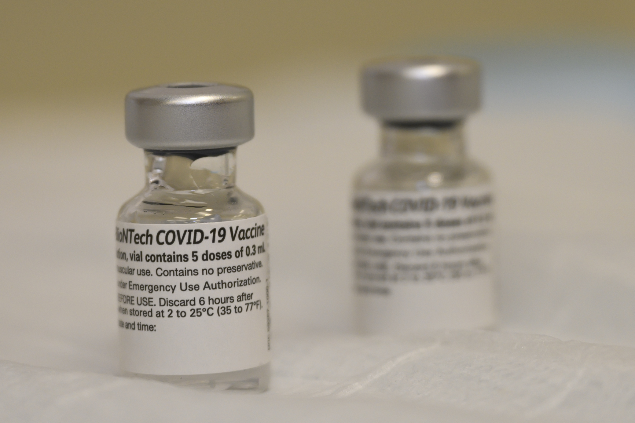 Pfizer-BioNTech_COVID-19_vaccine