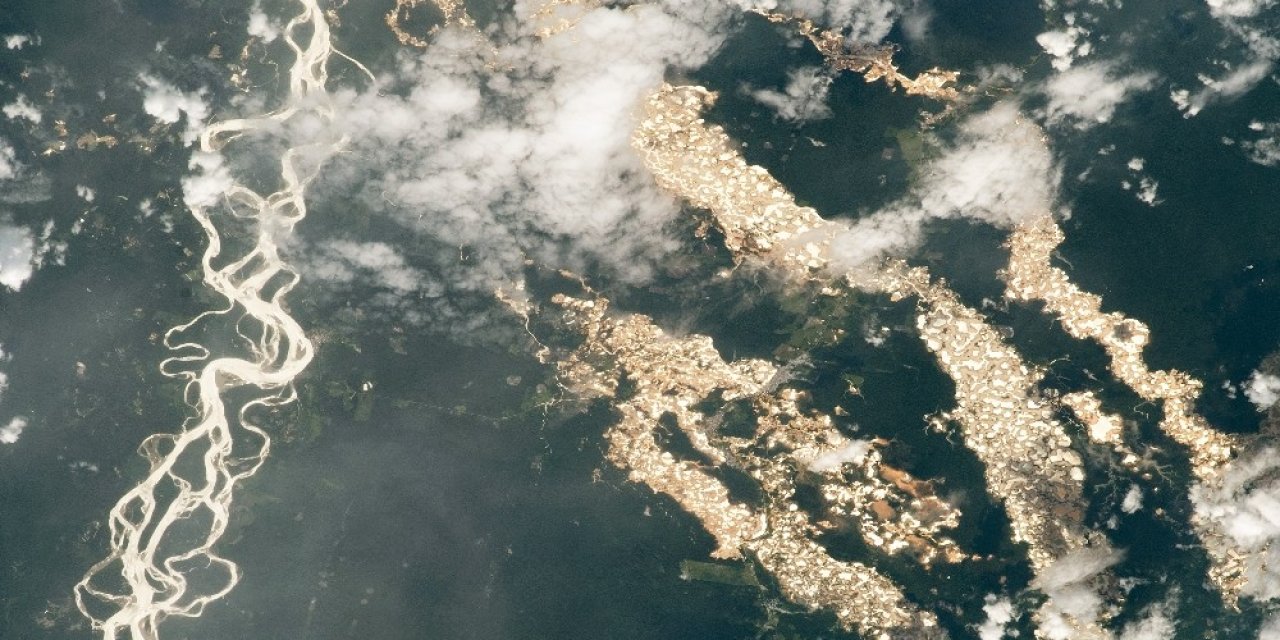 foto nasa amazzonia fiumi oro