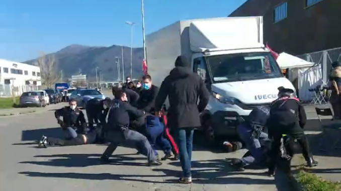 polizia repressione operai texprint