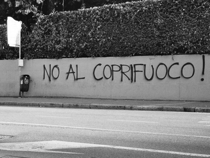 coprifuoco.