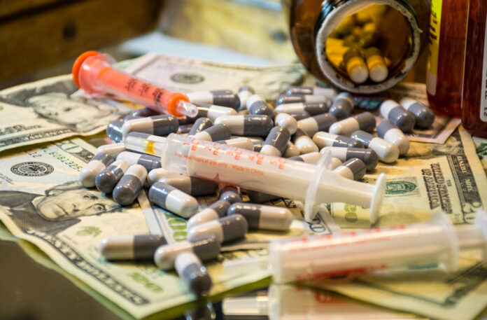 Western,Medicine,Pills,And,Painkiller,Capsules,Drugs,And,Addiction,Of