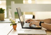 Meno ore di lavoro, stessi o migliori risultati: cosa emerge dal nuovo studio australiano settimana corta